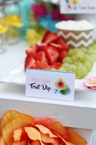 Aloha, y'all! This Hawaiian-inspired tween birthday party has sweet treats, activities, decorations and party favors ideas to make your next gathering super sweet. 